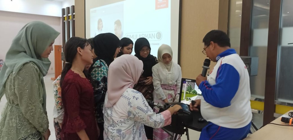 Capella Honda Siapkan Honda Riding Trainer, Alat Bantu Belajar Berkendara Sepeda Motor yang Aman Bagi Pelajar