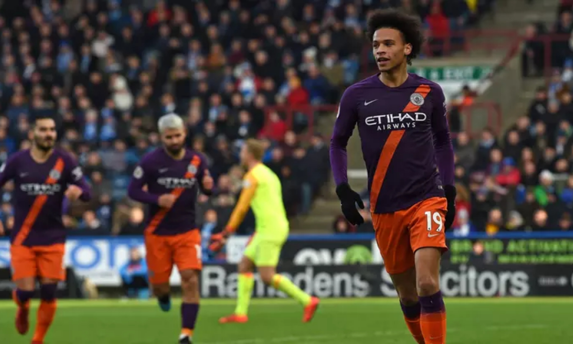 Manchester City Bakal Pertahankan Leroy Sane