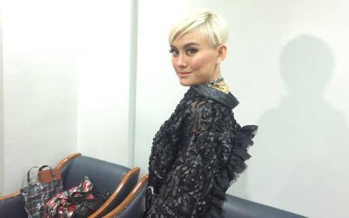 Sempat Jadi Misteri, Agnez Mo Umumkan Sudah Putus dari Wijaya Saputra