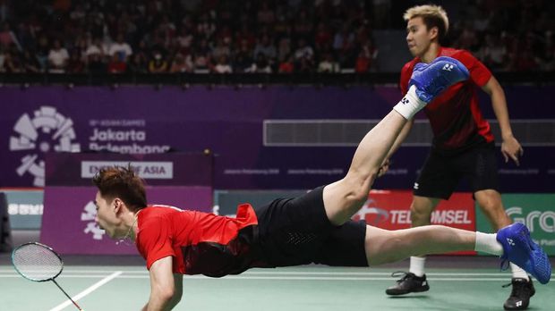 Tukar Raket di Tengah Pertandingan, Kevin Bikin Gugup Marcus