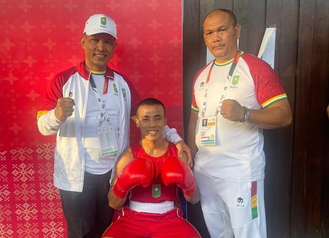 Kalahkan Petinju Tuan Rumah, Ingatan Ilahi Sumbang Medali Emas Terakhir Riau