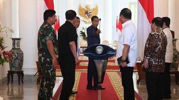 Jokowi Instruksikan Kapolri Tangkap Penyebar Hoaks Gempa Palu