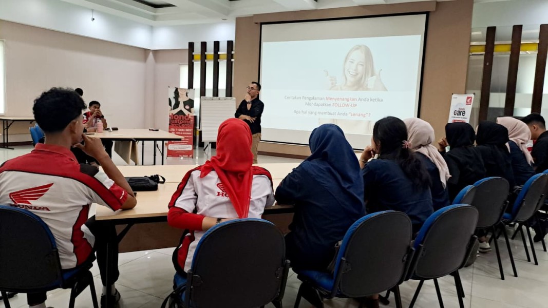 Capella Honda Tingkatkan Kapabilitas Frontline People Honda di Riau Melalui Program Training