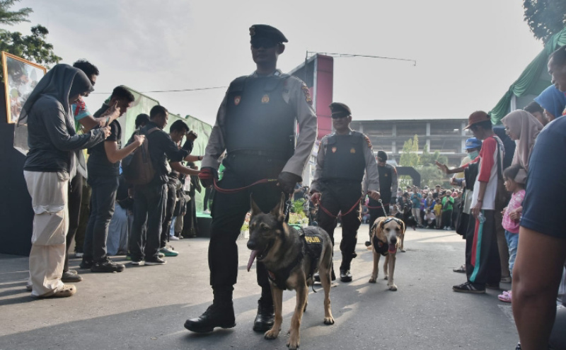 Polda Riau Gelar Pet Parade, Mengenang Reno, Anjing Pelacak K9 Pahlawan Kemanusiaan