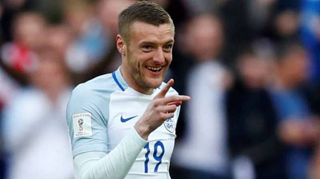 Bobol Gawang Italia, Ternyata Vardy Pakai Sepatu Ronaldo   