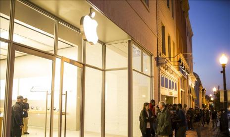 Apple Jadi Perusahaan Terkaya di Dunia