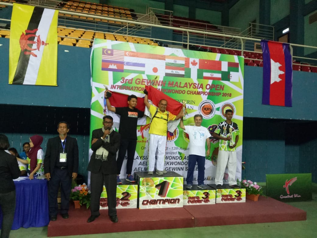 Taekwondo Riau Juara Umum di Kejuaraan Malaysia Open 2018