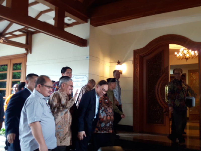 Anwar Ibrahim Temui BJ Habibie