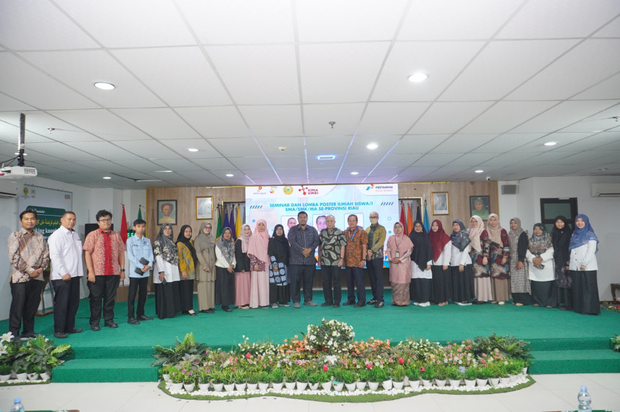 Fakultas MIPA Kesehatan UMRI Gelar Seminar Dan Lomba Poster Ilmiah SLTA Sederajat Se-Riau