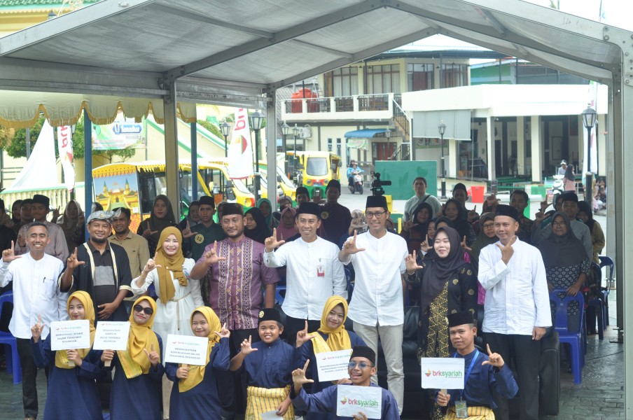 Pelajar Pulau Penyengat Kreatif Kampanyekan Literasi Keuangan Syariah Dalam Bentuk Teater   
