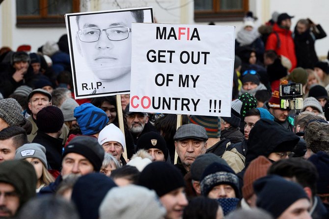 Jurnalis dibunuh, puluhan ribu warga Slovakia turun ke jalan minta mafia dibasmi