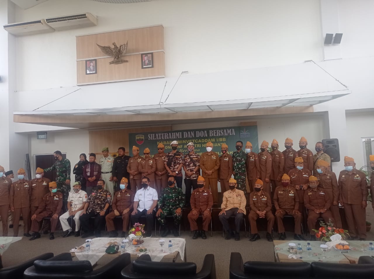Babinminvetcaddam l/BB Beri Bantuan Pada Veteran Riau