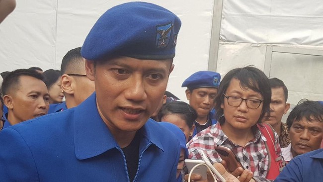 Survei Nilai AHY Cocok Dampingi Jokowi, Ini Tanggapan PDIP