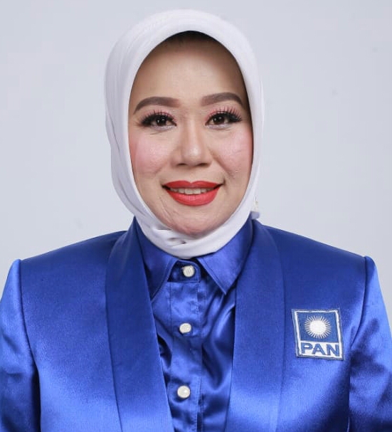 Arwinda Minta Diskes Sosialisasikan Cara Atasi Kabut Asap di Dalam Maupun Luar Lingkungan 