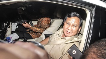 Nama Sandi Dibahas Saat Prabowo Bertemu Zulhas dan Amien Rais
