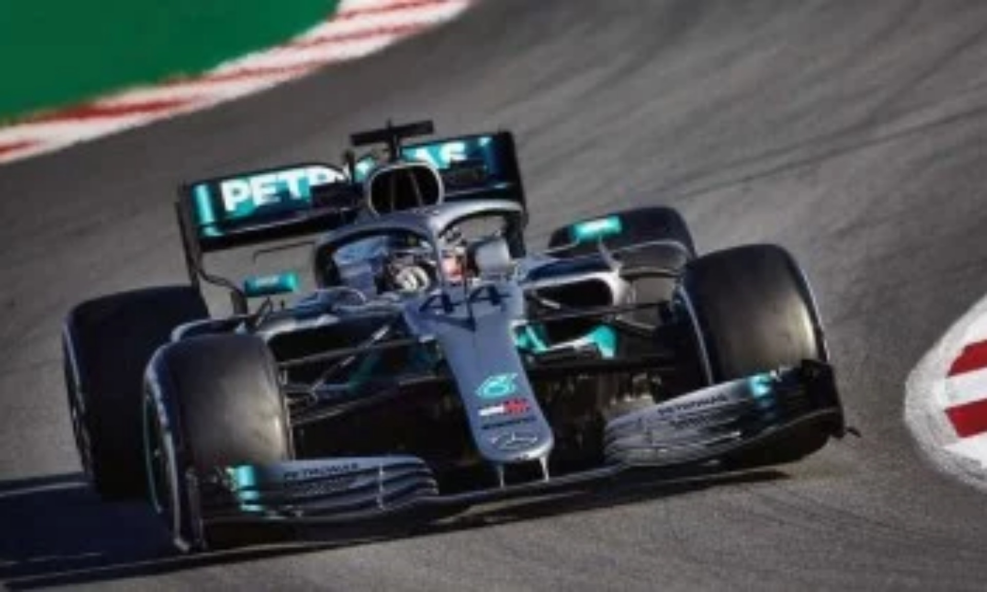 Pertarungan Sengit, Lewis Hamilton Juara F1 GP Monaco