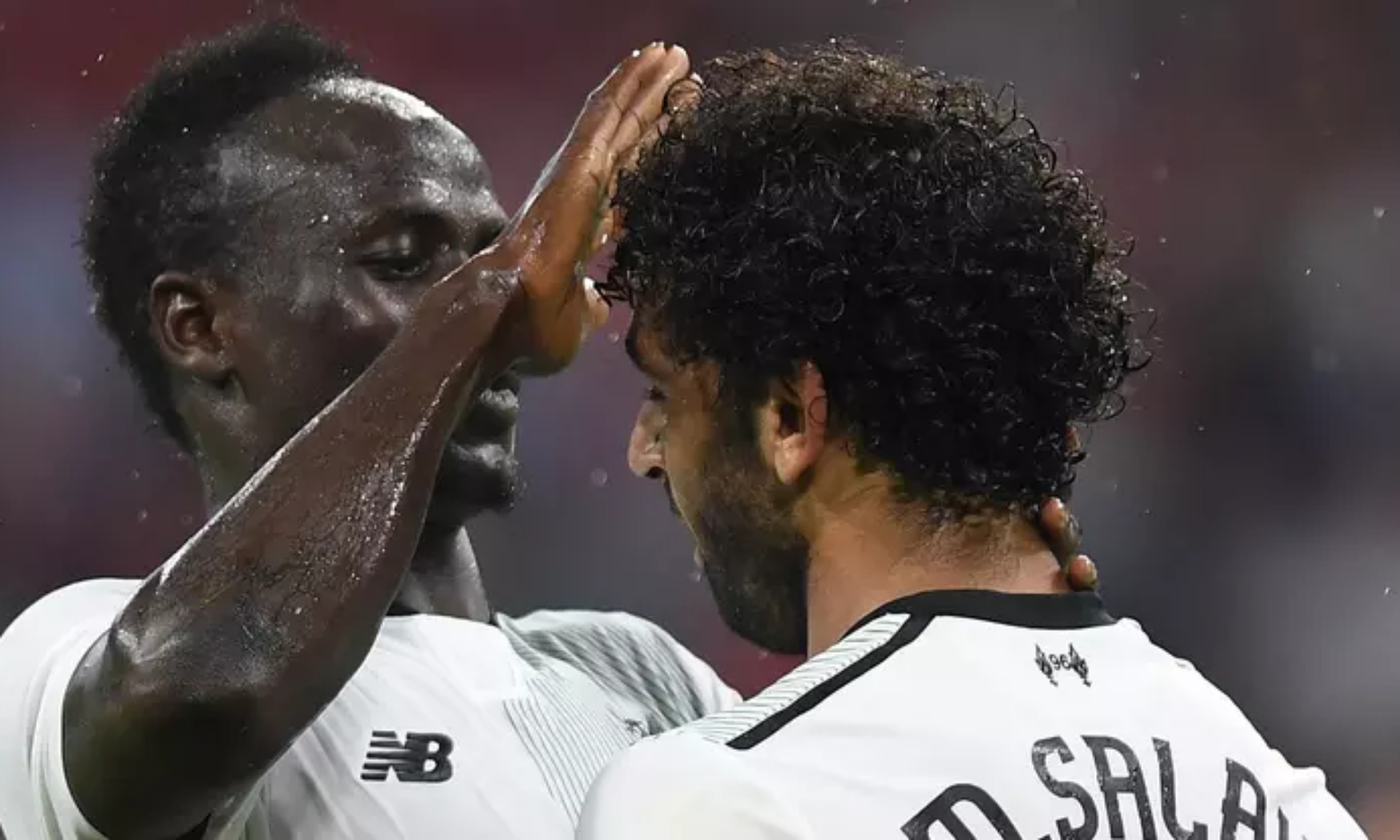 Sadio Mane dan Mohamed Salah Bersaing Jadi yang Terbaik di Afrika