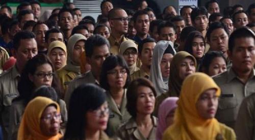 PNS Naik Gaji, Besarannya Tergantung Hasil Evaluasi Jabatan