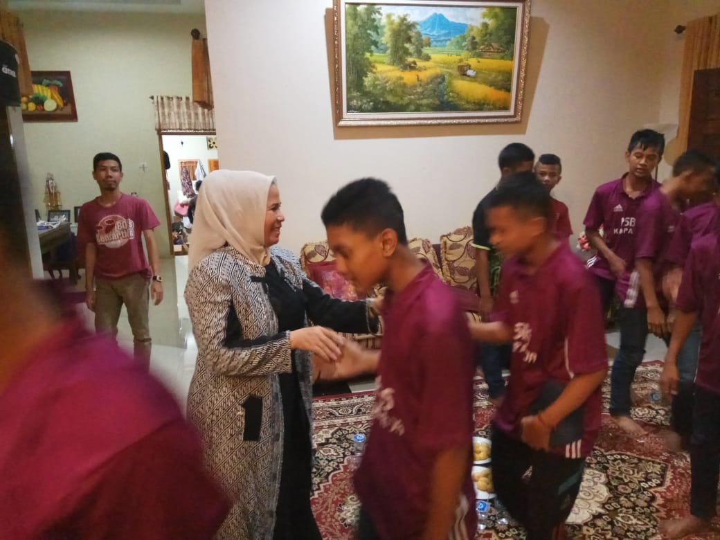 Wakili Riau Tim U- 14 Kampar Berangkat Kejurnas Piala Menpora Seri Nasional di Bali Hutang Sana- Sini