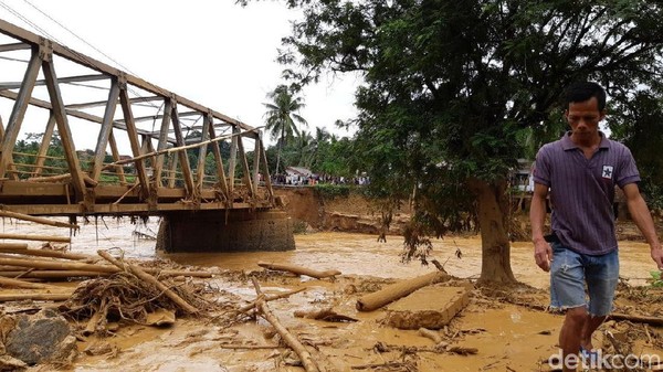 BPBD Lebak: 5 Orang Tewas dan 1.747 Rumah Terendam Banjir Bandang