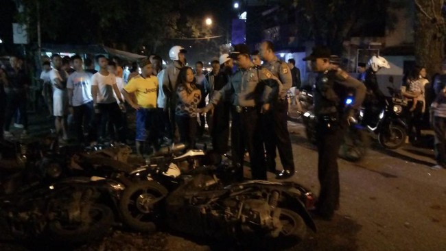 Gerombolan Motor Bandung Bacok Warga, Polisi Ciduk 10 Orang