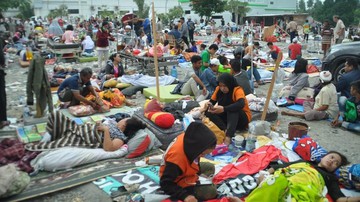 Kebutuhan Logistik Pengungsi Gempa Palu Menipis