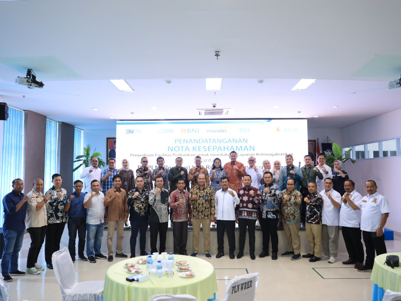 Kembangkan Layanan Kelistrikan dan Internet, PLN UIDRKR bersama PLN Iconplus SBU Sumbagteng Gandeng Asosiasi Pengembang Perumahan di Riau