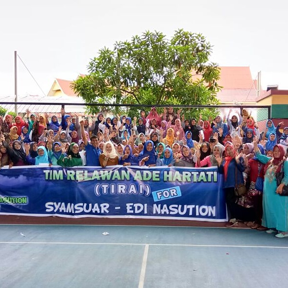 Tim Relawan Ade Hartati Deklarasikan Dukungan Pasangan Syamsuar - Edy Natar di Pilgubri