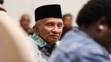 Amien Rais Sebut Soetrisno Bachir 'Nyebrang' ke Jokowi