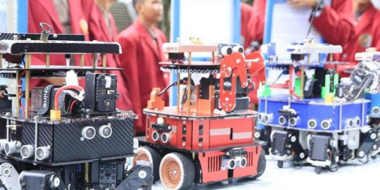 Keren, Mahasiswa UMM Bawa Indonesia Juarai Kontes Robot Dunia