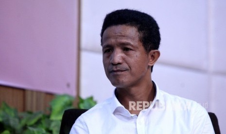 Formappi Nilai Jokowi Jadikan DPR Seperti Macan Ompong
