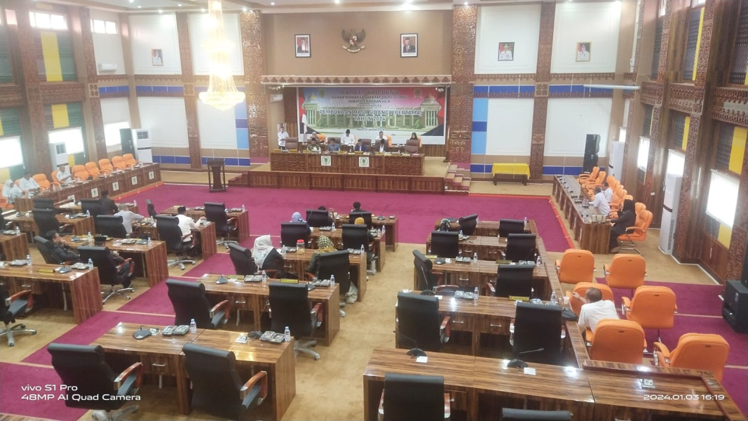 DPRD Rohil Gelar Rapat Paripurna Pembukaan Masa Sidang Pertama