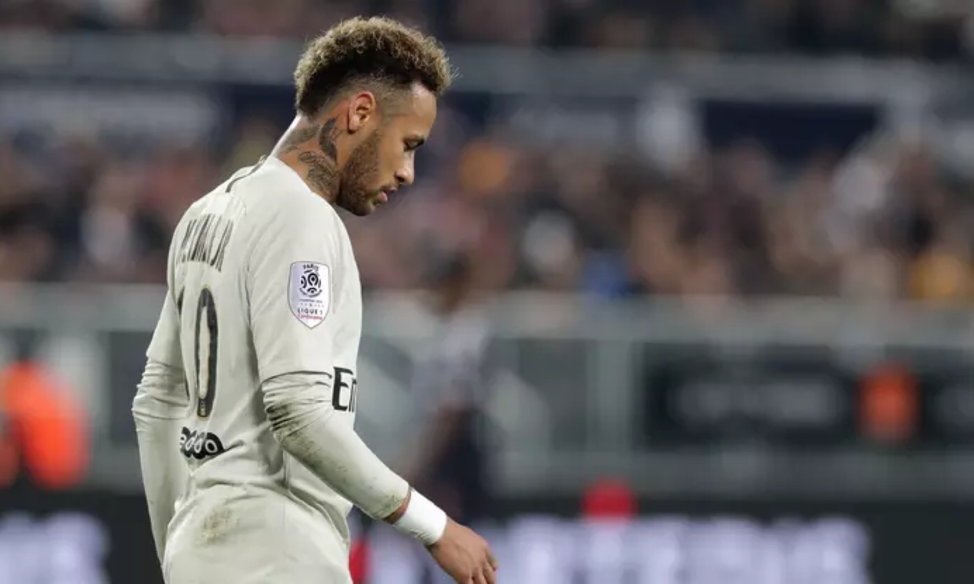 Gagal Balik ke Barcelona, Neymar Murka