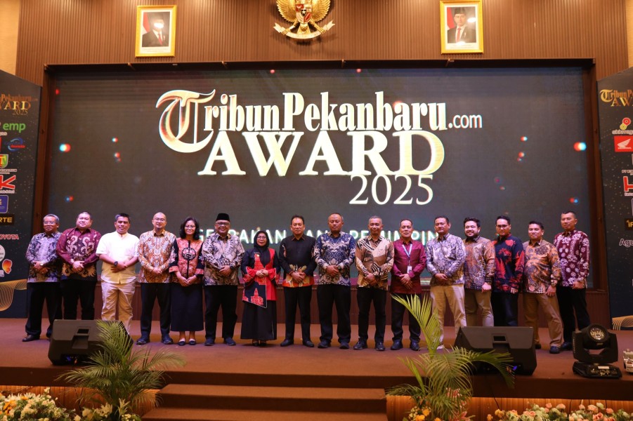Transformasi Digital, PLN Mobile Dinobatkan Sebagai Layanan Publik Terbaik Sektor Energi