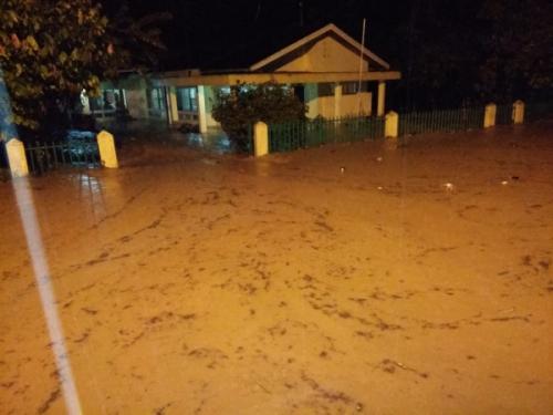 Sumbar Diterjang Banjir Bandang dan Longsor, Lima Orang Meninggal