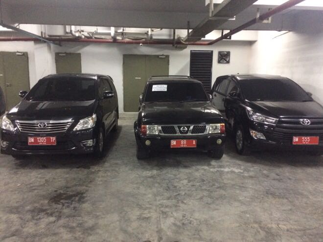 Mengaku tak Punya Uang Beli Kendaraan, Zainal Arifin bawa Mobil Operasional DPRD Pulang