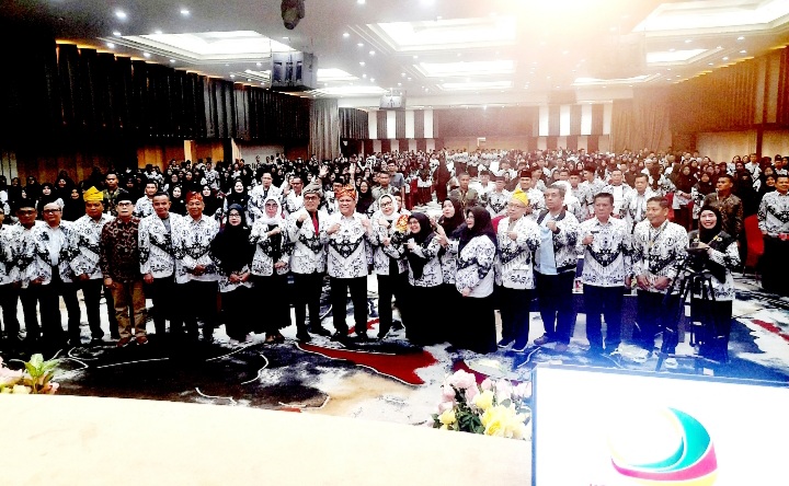 Ketum PB PGRI Hadiri Konferensi PGRI Riau ke XXIII, Prof Unifah: PGRI Mitra Strategis Pemerintah.