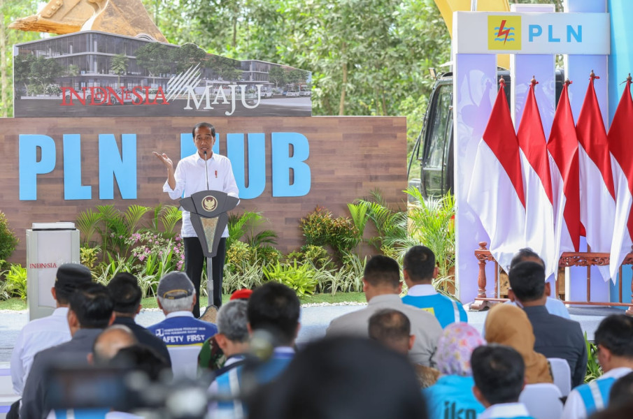 Presiden Jokowi Tandai Pembangunan PLN Hub, Pusat Ekosistem Transisi Energi dan Layanan Digital di Jantung IKN