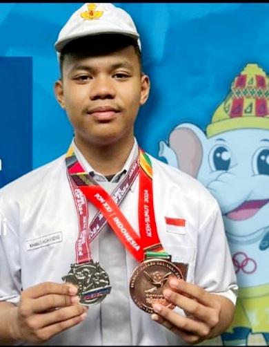 M Zia Wildan Siswa SMAN 4 Pekanbaru Raih Medali Perunggu di PON XXI Aceh Sumut 2024.