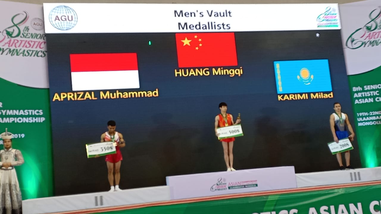 Peringkat II Di Asia, Pesenam Riau Ini Dapat Penghargaan Dari KONI