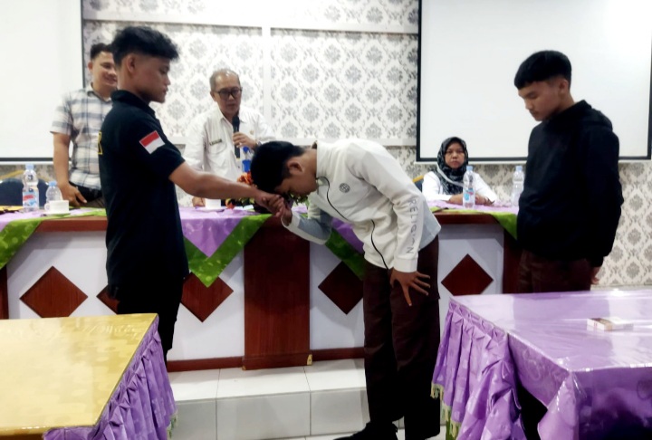 Dimediasi Disdik, Perselisihan 2 Siswa dan Sekuriti SMKN 7 Pekanbaru Berakhir Damai