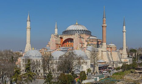 Mayoritas Pendukung Erdogan Dorong Hagia Sophia Jadi Masjid