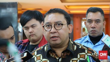 Fadli Zon Endus Bau Politik di Balik Kenaikan THR PNS