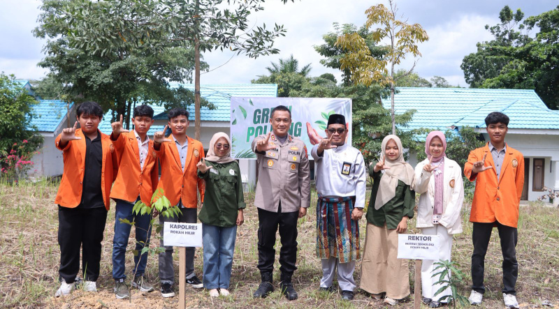 Kolaborasi Hijau Polres Rohil dan Kampus ITR, Tanam Bibit Pohon Wujudkan Kepedulian Lingkungan