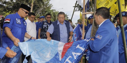 Bendera Demokrat Dirusak, Wapres JK Setuju dengan SBY Agar Lapor Polisi