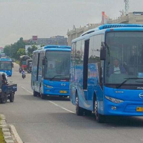Pemko Pekanbaru Dapat Bantuan 10 Unit Bus TMP dari Kemenhub