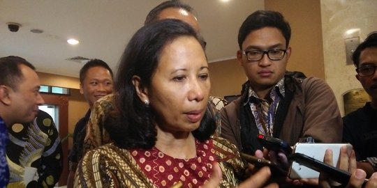 Menteri Rini Sebut BUMN Pelabuhan Paling Susah Diajak Sinergi