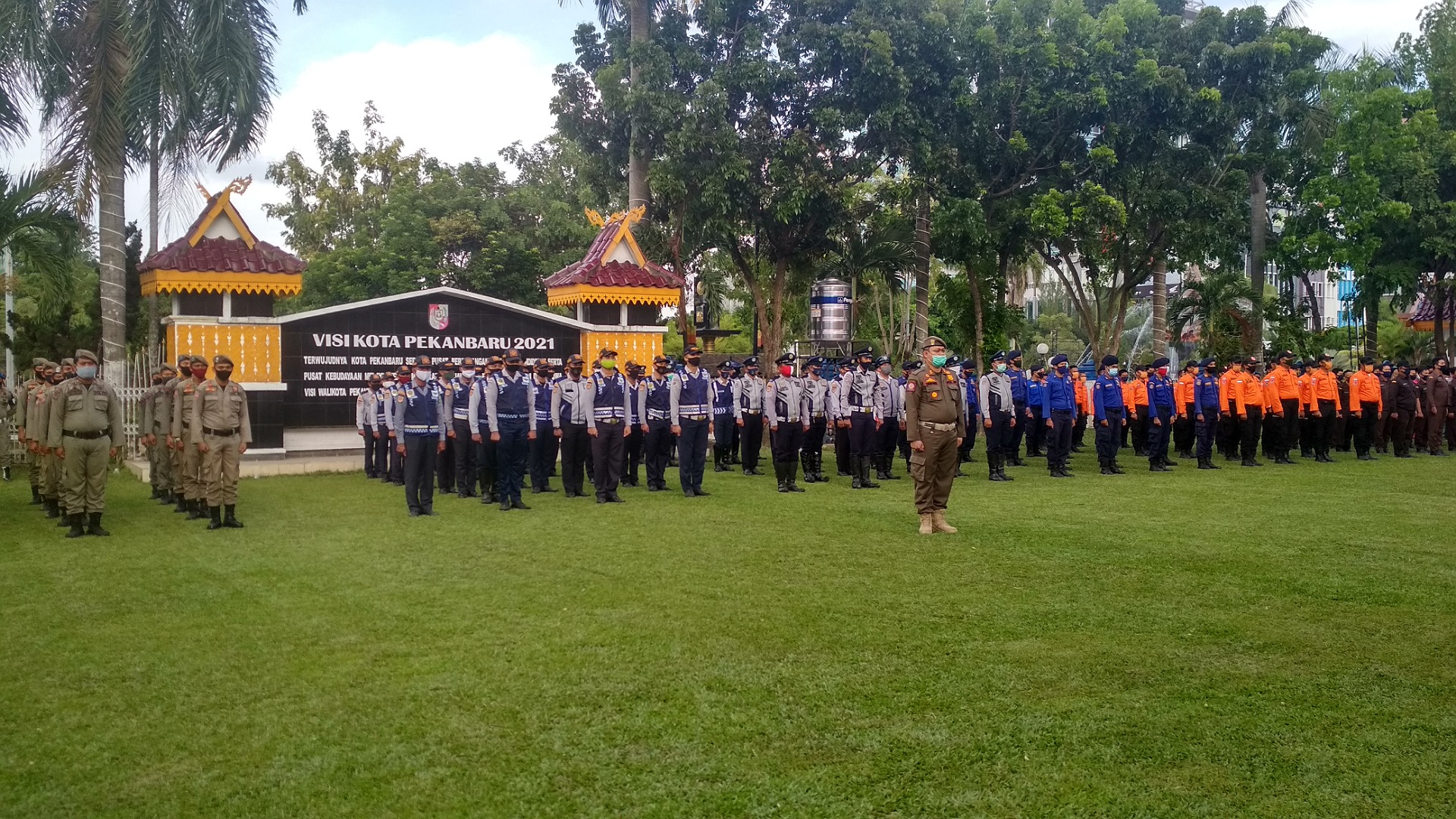 1.045 Personel Gabungan Kawal PSBM 4 Kecamatan di Pekanbaru