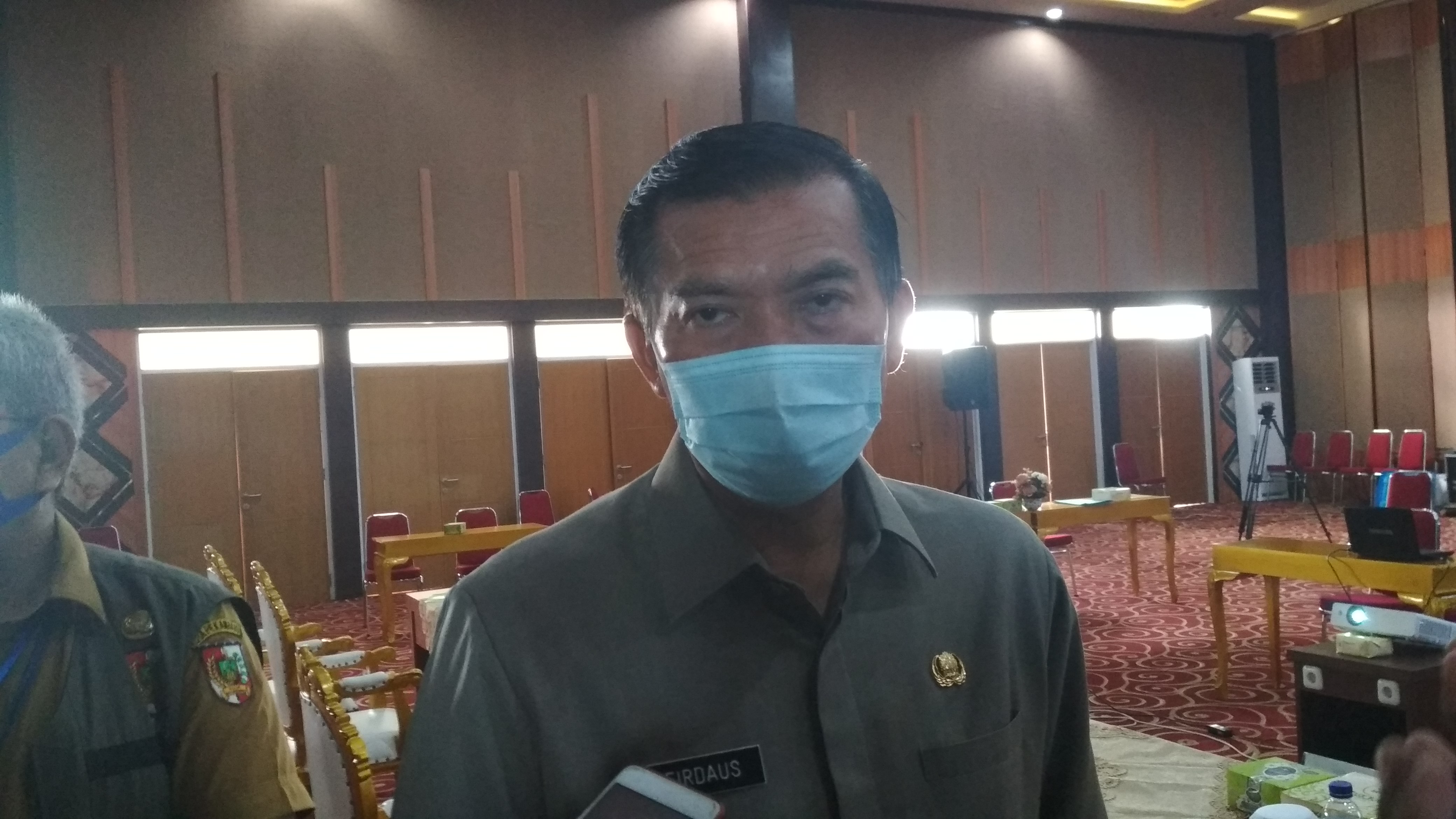 Wako Pekanbaru Sebut Penyebaran Covid-19 Terbanyak dari Nakes
