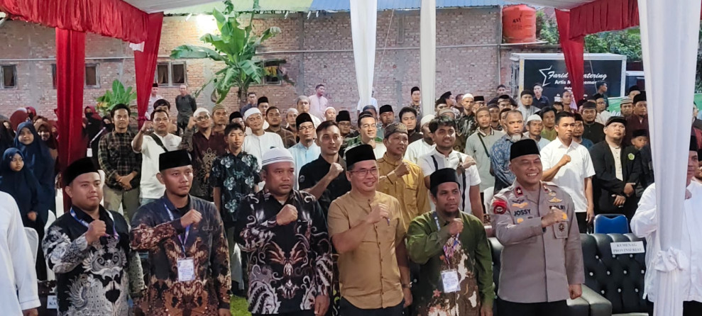 Brigjen Pol Jossy Kusumo Hadiri Silaturahmi dan Buka Puasa Bersama Santriwati Manba'ul Quran di Kampar